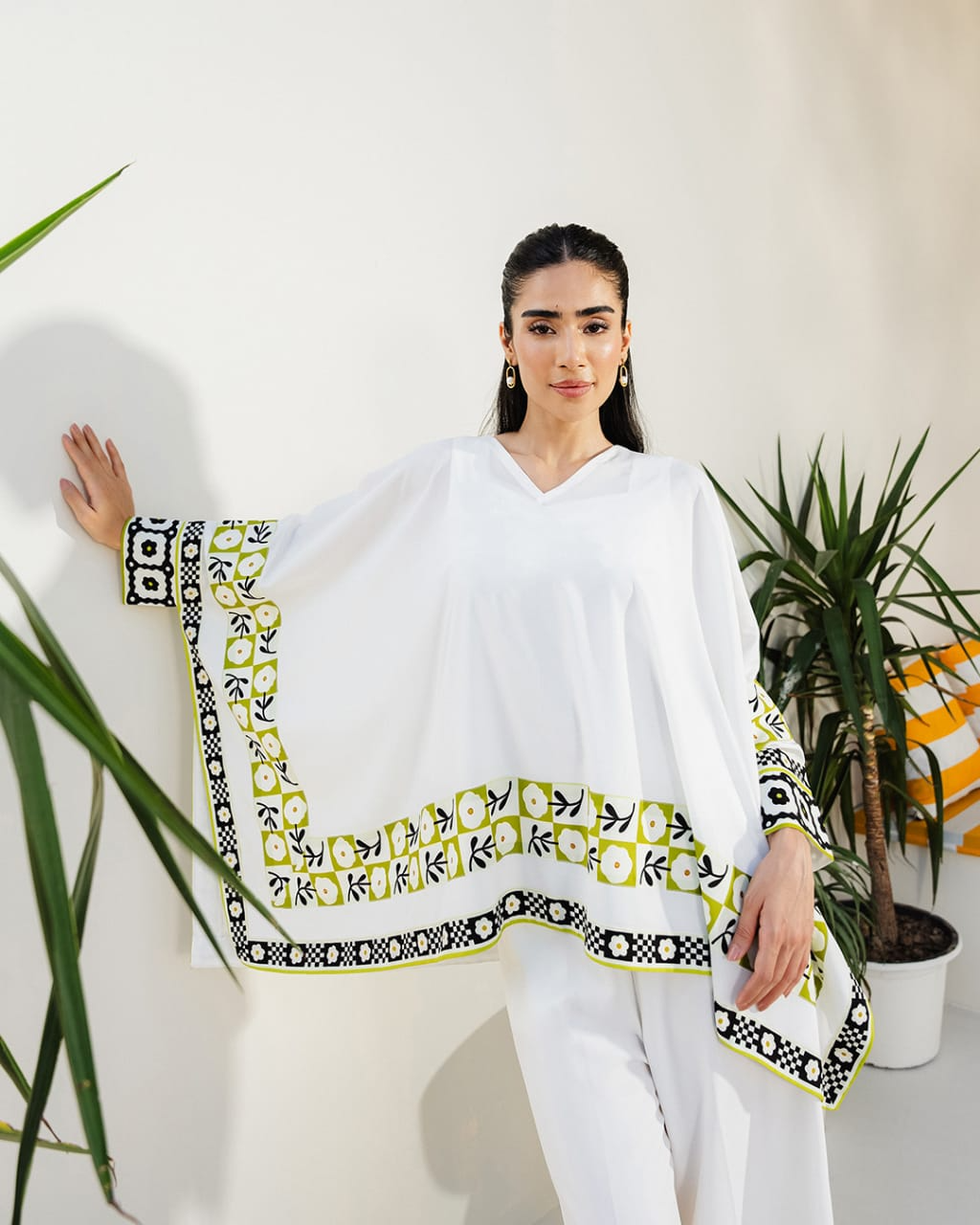 Women’s 3-piece Swiss Lawn Printed Suit – White, Medium Size, Shirt, Trouser